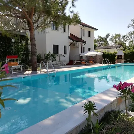 Liza 5 Villa Albarella Island